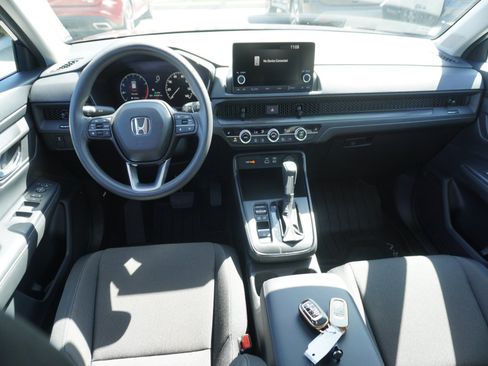 Used 2025 Honda CR-V EX image 2