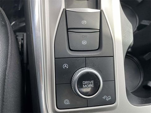 Certified 2020 Ford Explorer Limited image 23