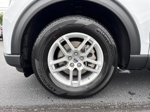 New 2026 Ford Explorer Active AWD/4WD image 35