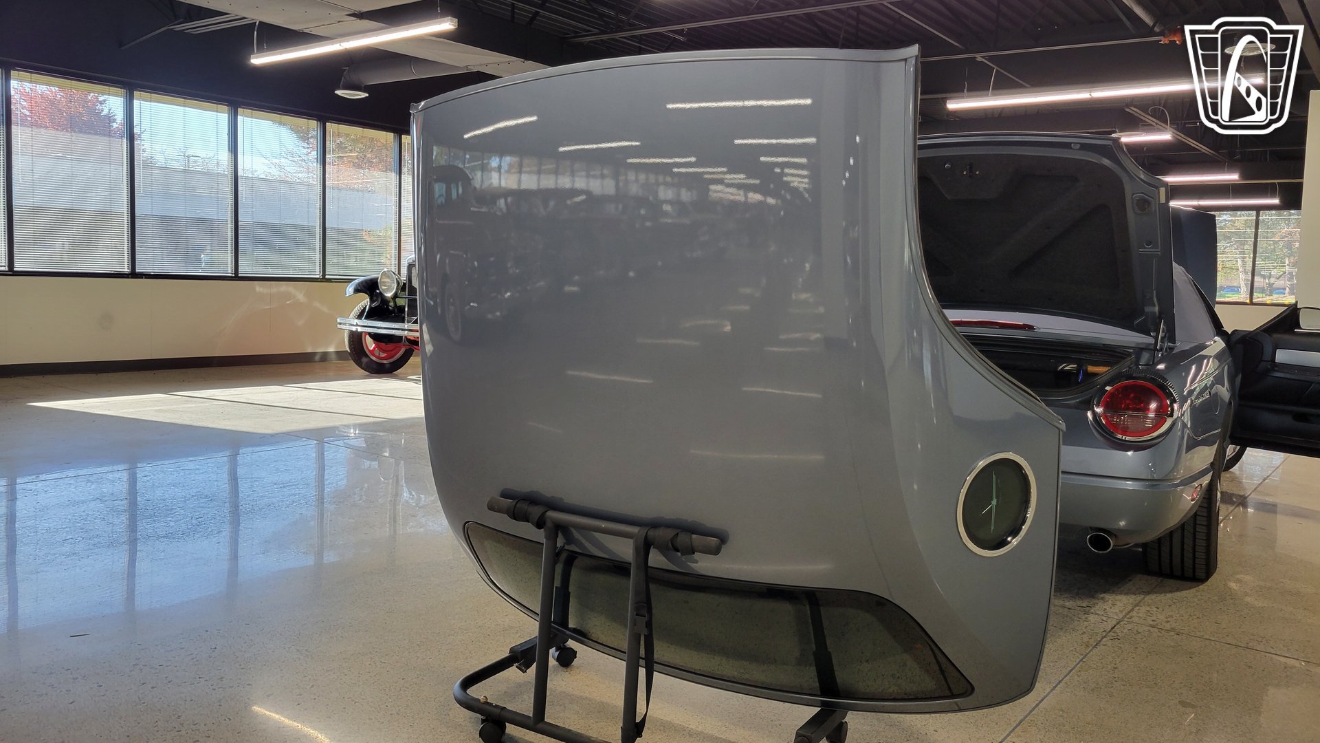 Used 2005 Ford Thunderbird RWD image 18