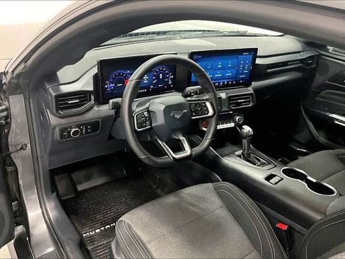 Used 2026 Ford Mustang GT RWD image 13