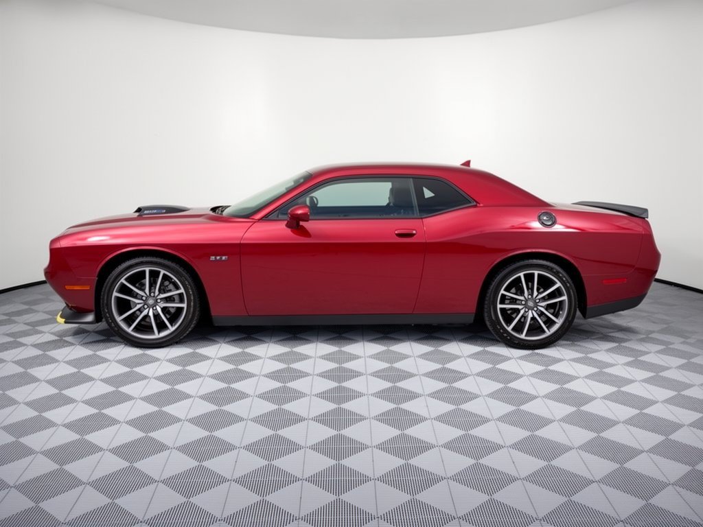 Used 2023 Dodge Challenger R/T w/ Plus Package RWD image 2