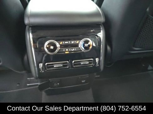Used 2022 Lincoln Aviator AWD image 14