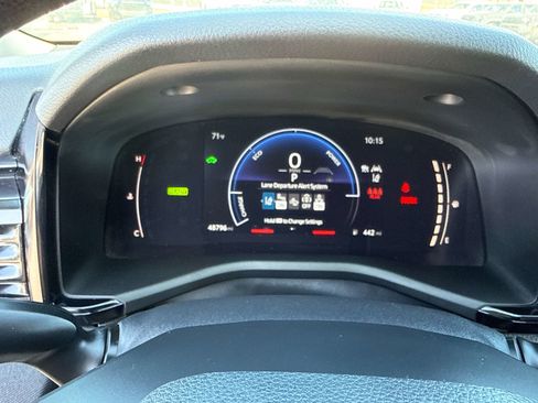 Used 2025 Toyota Camry LE FWD image 23