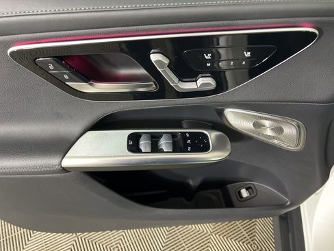 Certified 2024 Mercedes-Benz GLC 300 4MATIC image 5