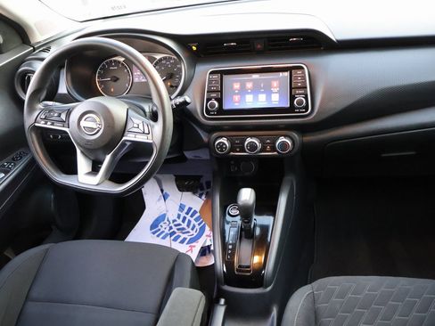 Used 2022 Nissan Kicks S image 16