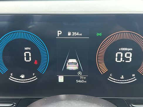 Used 2026 Hyundai Kona SE FWD image 2