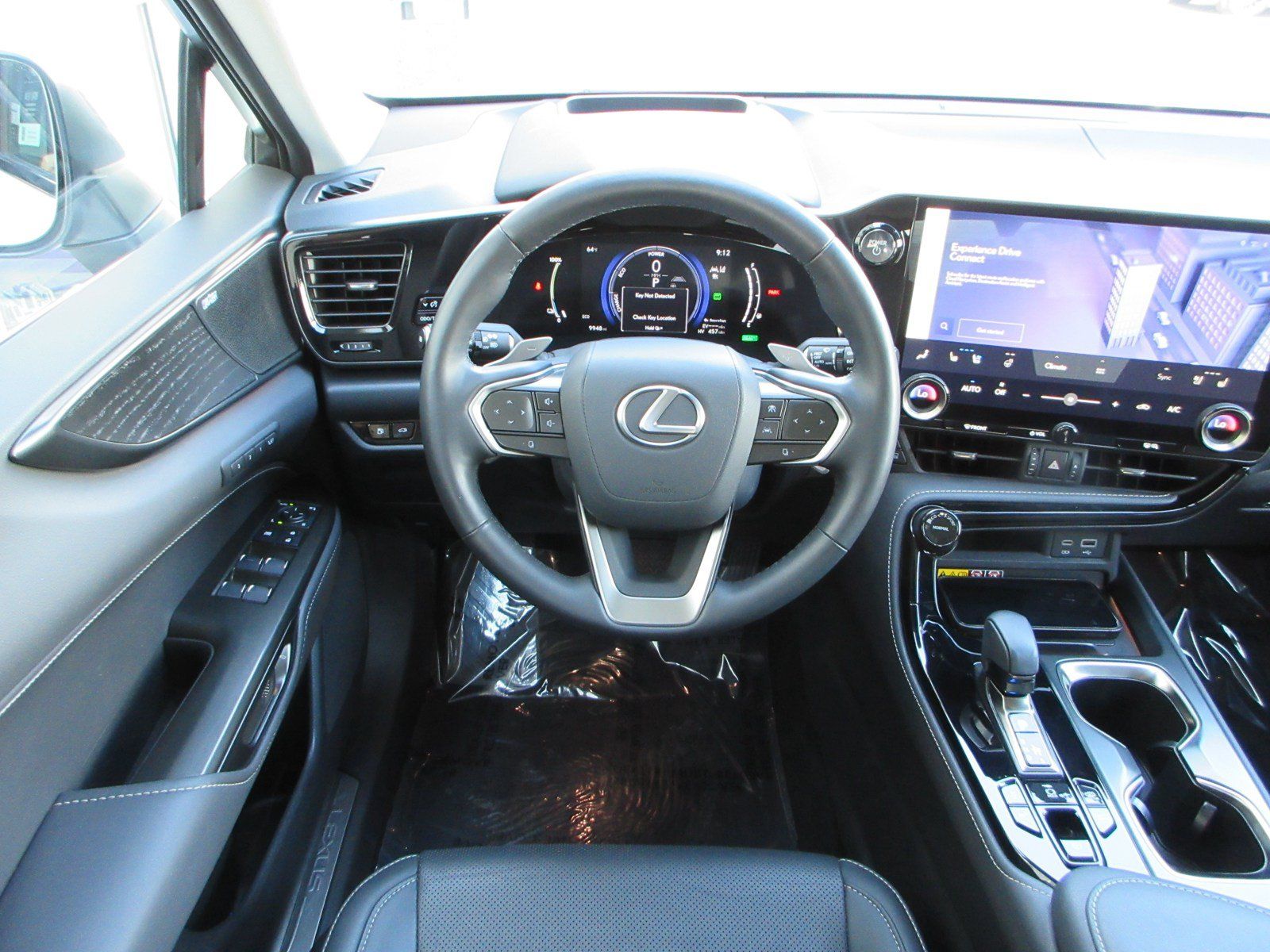 Used 2026 Lexus NX 450h+ AWD w/ Accessory Package (Z2) image 34