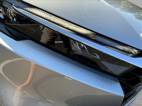Used 2024 Honda CR-V EX-L image 32