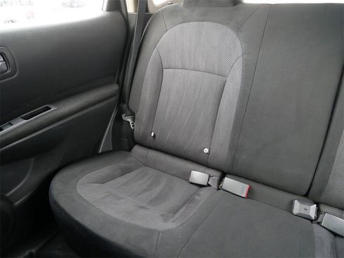 Used 2013 Nissan Rogue S image 12