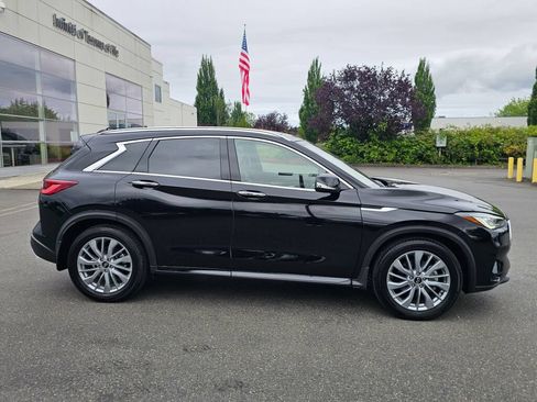 Used 2024 INFINITI QX50 Luxe AWD/4WD image 8