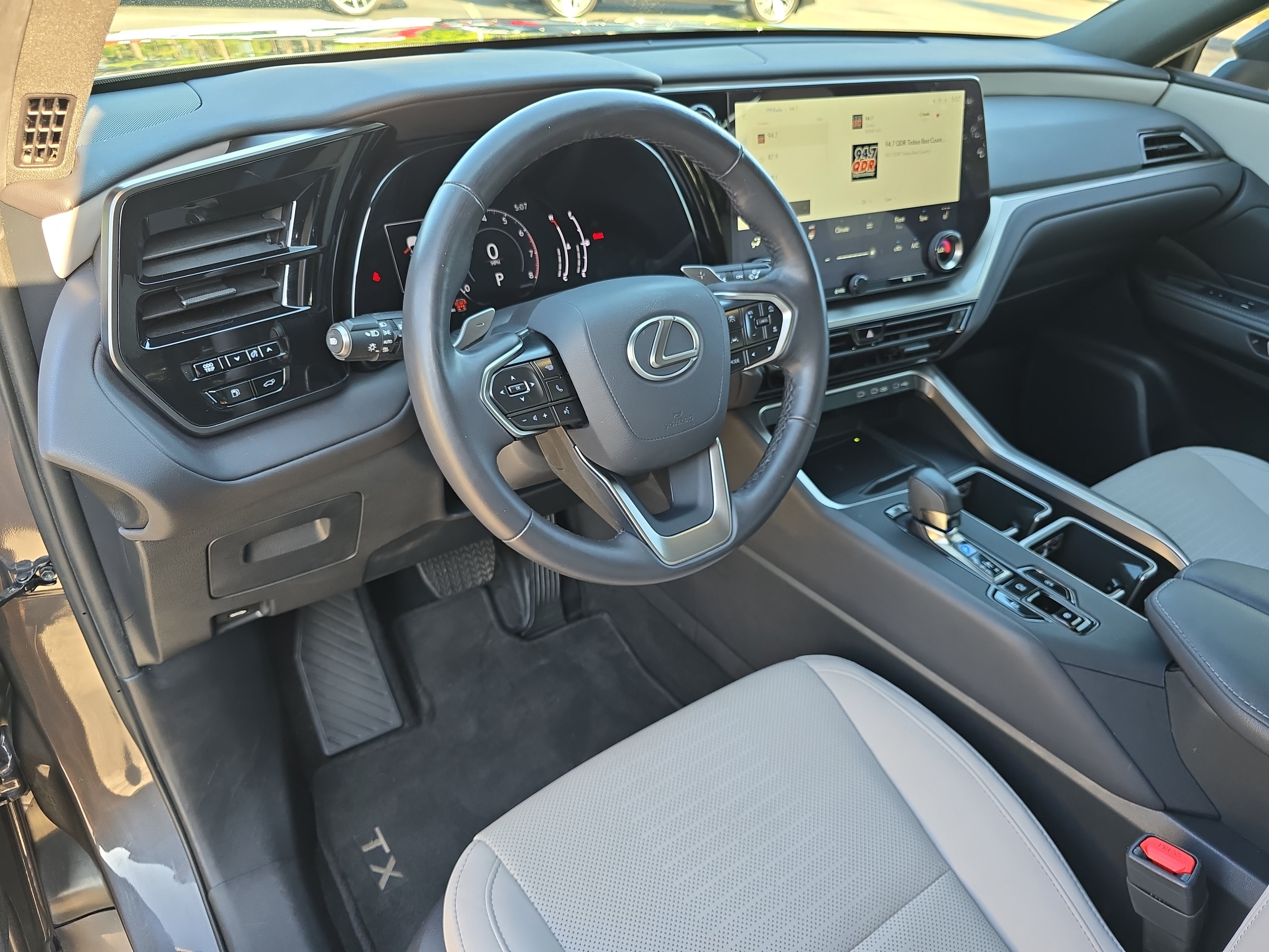 Used 2024 Lexus TX 350 FWD w/ Cold Weather Package image 18