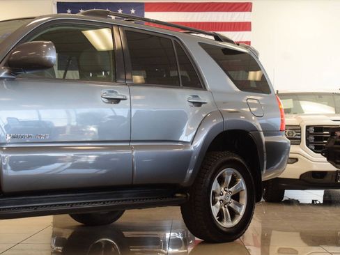 Used 2007 Toyota 4Runner Limited AWD/4WD image 16