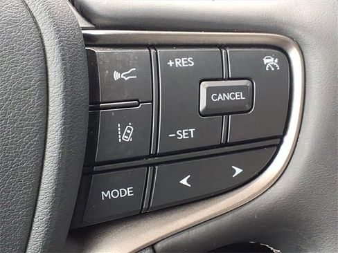 Used 2021 Lexus UX 250h w/ Premium Package image 14