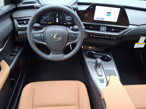 New 2026 Lexus UX 300h AWD image 8