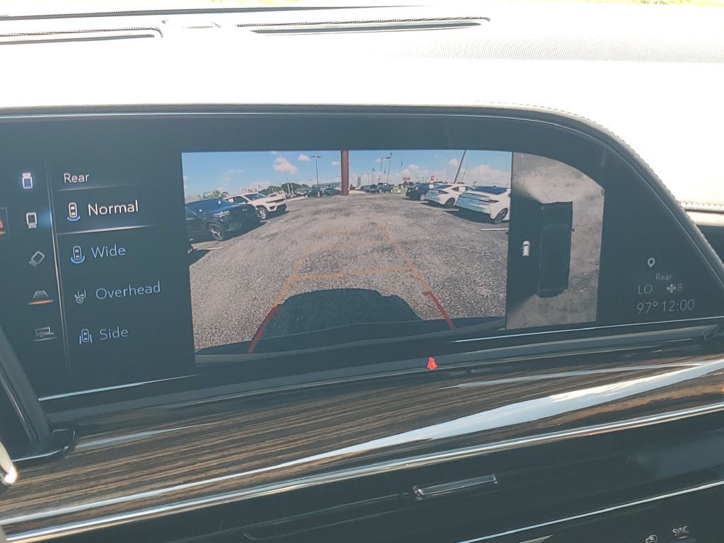 Used 2021 Cadillac Escalade Premium Luxury RWD image 20