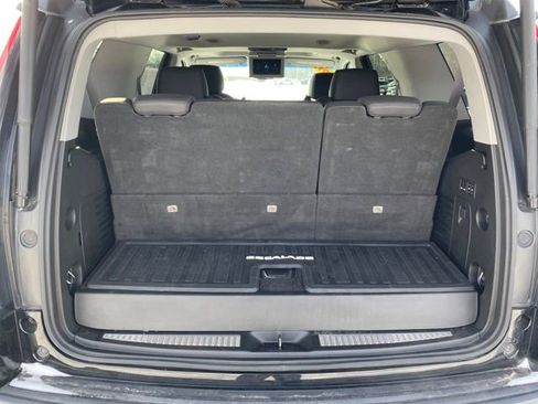 Certified 2017 Cadillac Escalade Luxury image 24