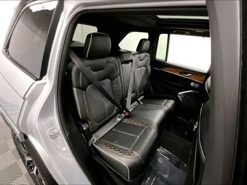 Used 2022 Jeep Grand Cherokee Summit AWD/4WD image 26