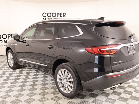 Used 2020 Buick Enclave Essence image 24