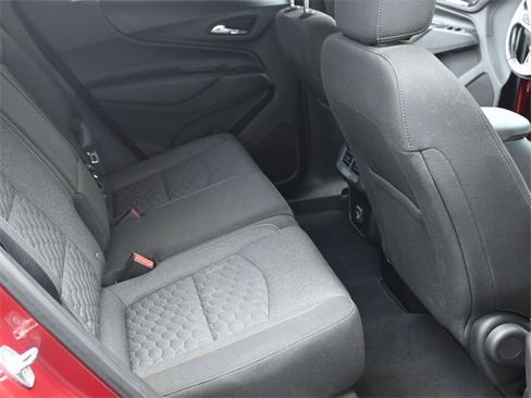 Used 2019 Chevrolet Equinox LT image 23