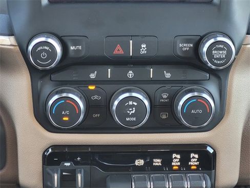 Used 2021 RAM 2500 Laramie w/ Protection Group image 14