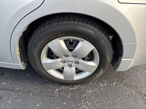 Used 2007 Nissan Altima 2.5 S FWD image 8