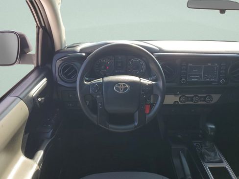 Used 2020 Toyota Tacoma SR w/ SR Convenience Package image 28