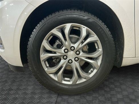 Used 2021 Buick Enclave Avenir w/ Avenir Technology Package image 14