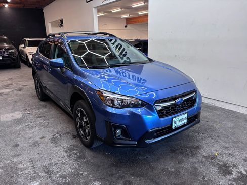 Used 2018 Subaru Crosstrek 2.0i Premium AWD/4WD image 2