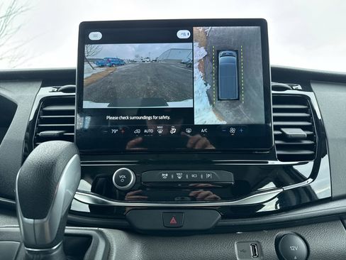 Used 2023 Ford Transit 350 XLT image 15