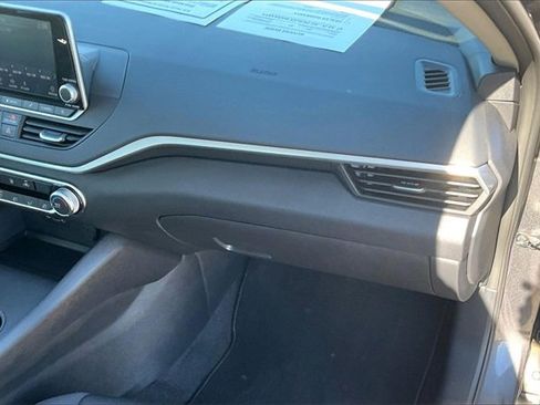 Certified 2025 Nissan Altima 2.5 S image 15