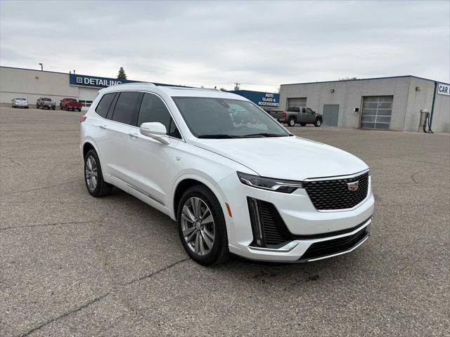 Used 2024 Cadillac XT6 Premium Luxury w/ Technology Package AWD/4WD image 2