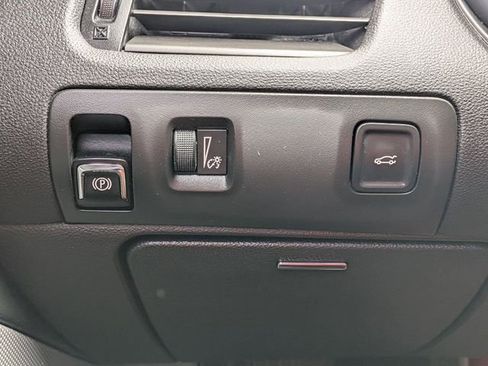 Used 2019 Chevrolet Impala LS FWD image 18