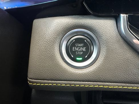 Used 2025 Chevrolet Colorado ZR2 AWD/4WD image 26