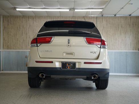 Used 2014 Lincoln MKX FWD w/ Equipment Group 102A image 8