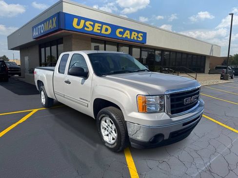 Used 2009 GMC Sierra 1500 SLE w/ Power Pack Plus AWD/4WD image 4