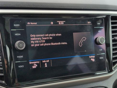 Used 2022 Volkswagen Atlas Cross Sport SEL R-Line image 12