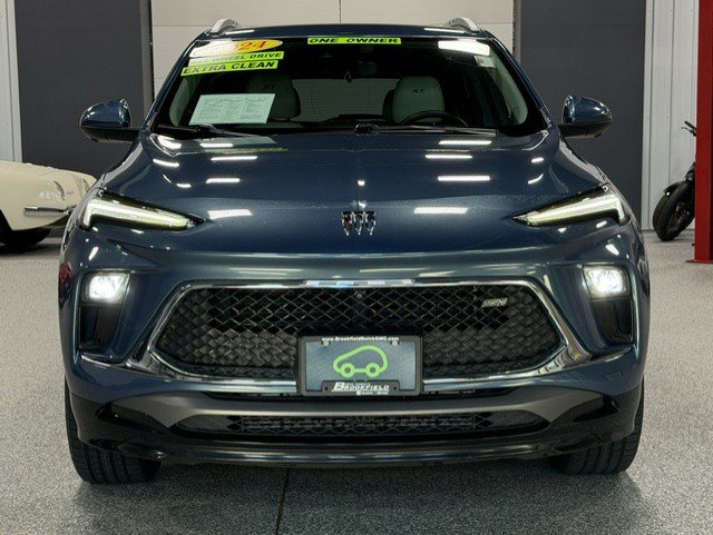 Certified 2024 Buick Encore GX Sport Touring w/ Advanced Technology Package AWD/4WD image 8