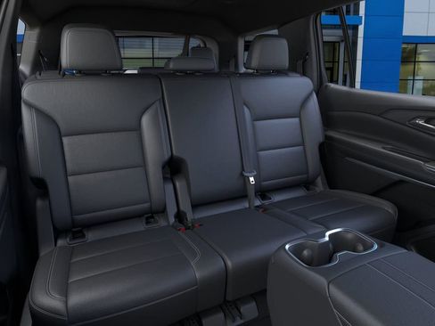 New 2026 Chevrolet Traverse LT image 17