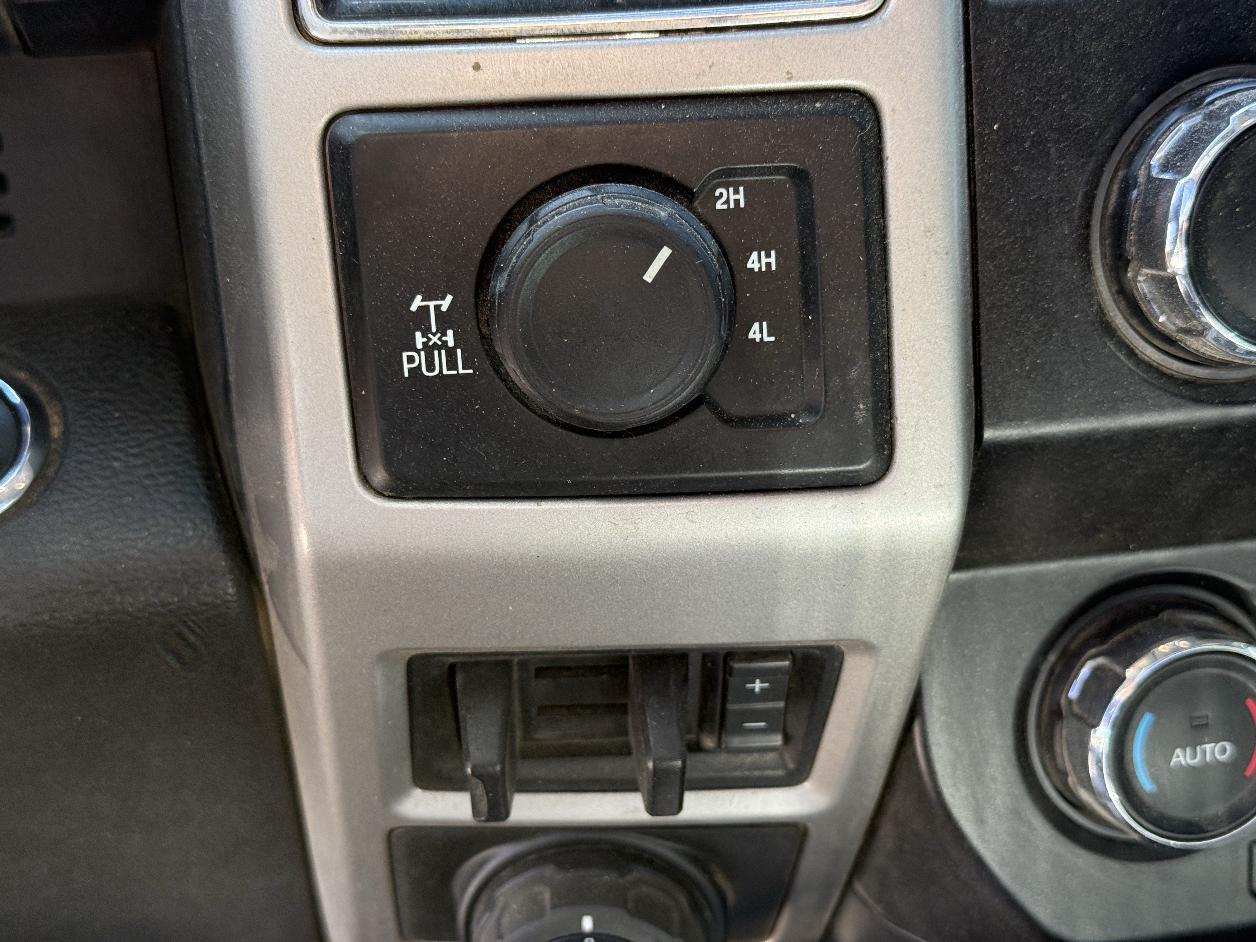 Used 2021 Ford F250 Lariat AWD/4WD image 23