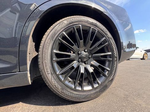 Used 2013 Chrysler 300 C RWD image 28