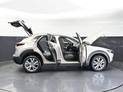 Used 2022 MAZDA CX-30 AWD 2.5 S w/ Select Package image 41