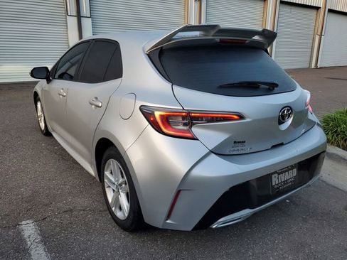 Used 2022 Toyota Corolla SE image 3