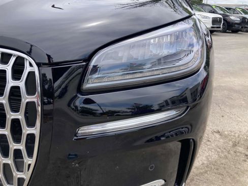 New 2025 Lincoln Corsair Premiere w/ Equipment Group 101A image 11