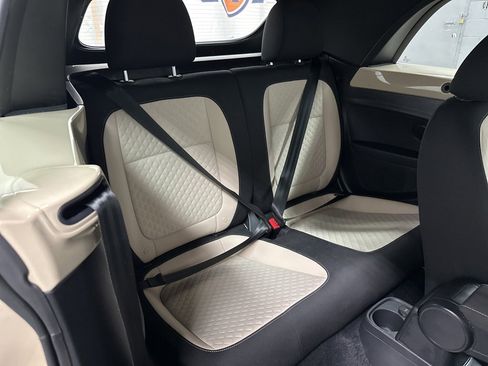 Used 2019 Volkswagen Beetle 2.0T SE image 34