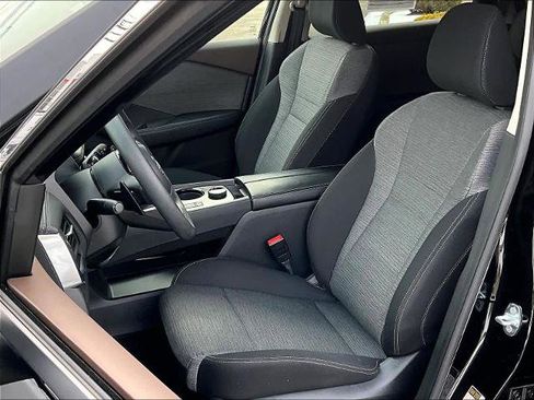 Certified 2023 Nissan Rogue SV image 10