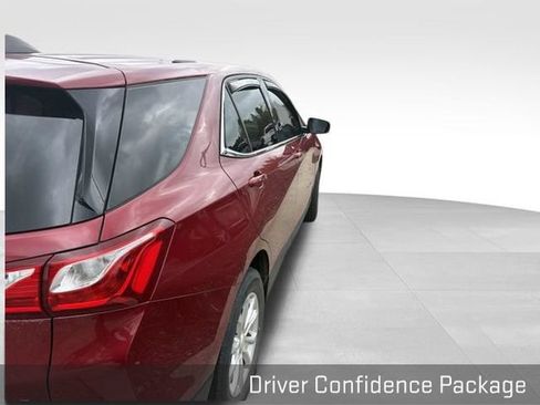 Used 2019 Chevrolet Equinox LT w/ Driver Convenience Package FWD image 5