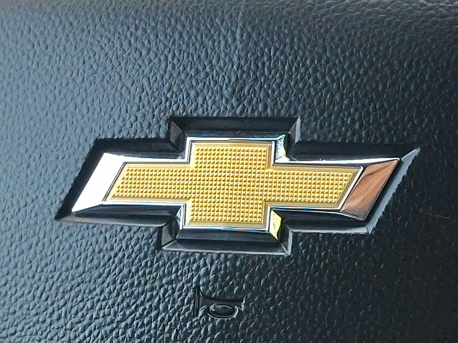Used 2023 Chevrolet Silverado 1500 High Country w/ High Country Premium Package AWD/4WD image 30