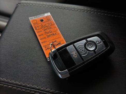 Used 2025 Ford Bronco Outer Banks w/ Sasquatch Package image 37