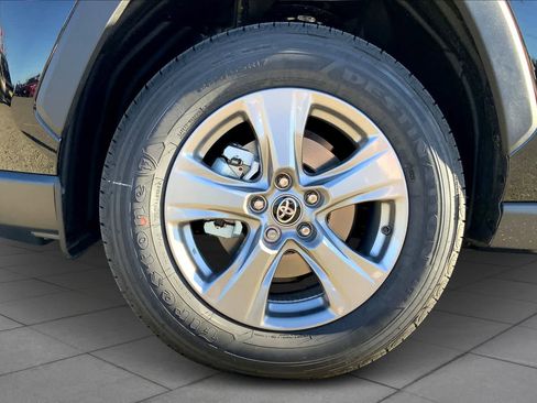 New 2025 Toyota RAV4 XLE image 11